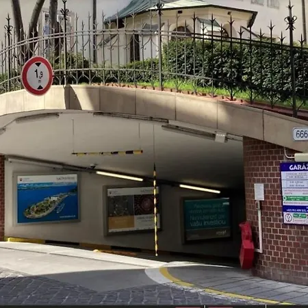 Διαμέρισμα Downtown Μπρατισλάβα