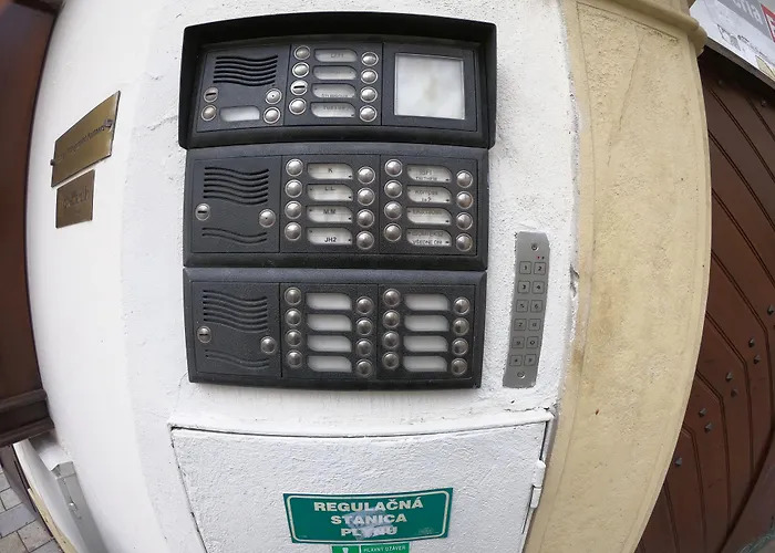 Downtown شقة براتسيلافا